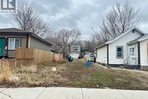 129 M AVENUE S