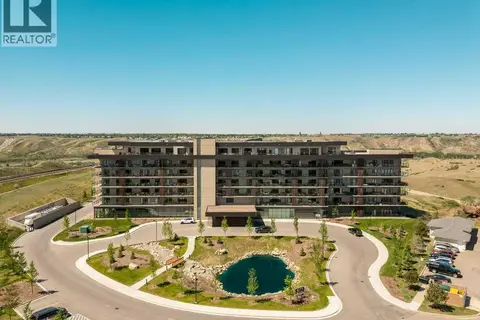 333, 102 Scenic Drive N