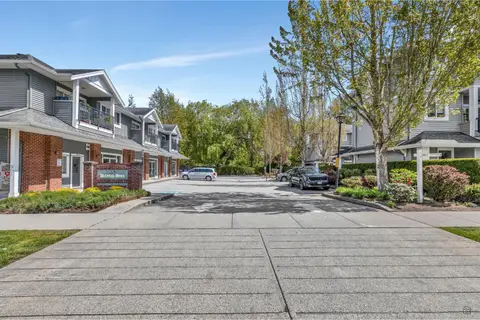 6 5988 OLD MCLELLAN RD ROAD