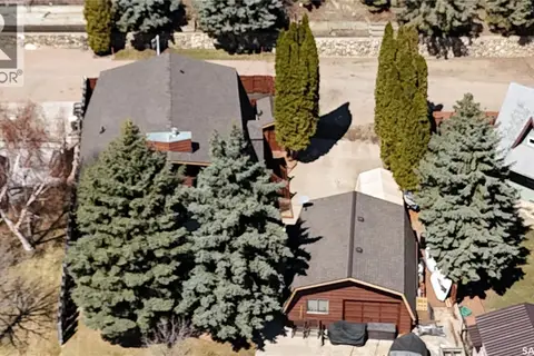 50 Pasqua Lake ROAD
