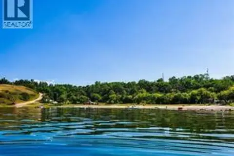 13 Jesse BAY