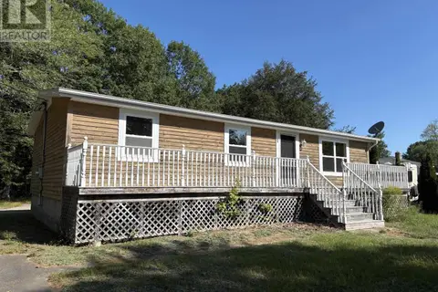 1 Pinecrest Drive