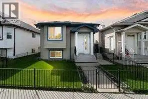 119 Taravista Drive NE