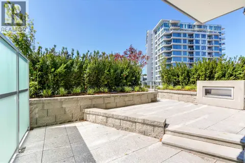 601 7468 LANSDOWNE ROAD