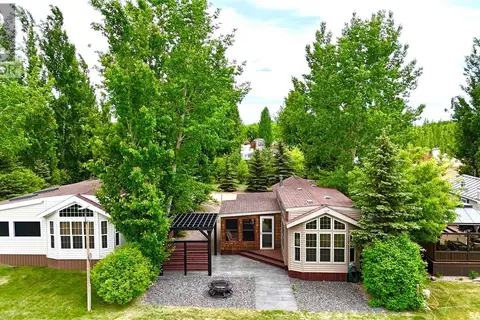 Lot 13  Hitchcock Hideaway