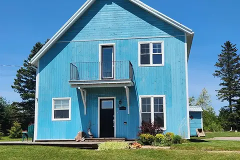 7 Mckenna Drive