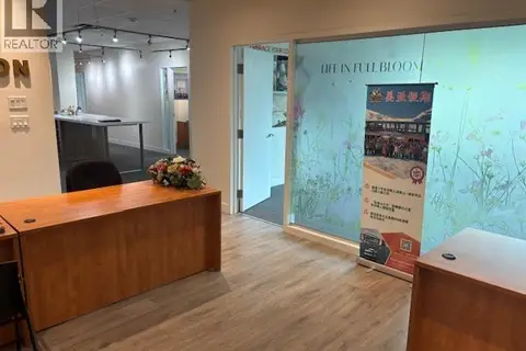 203-204 8580 CAMBIE ROAD