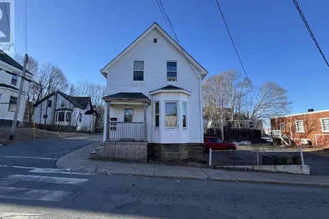 203 MacLean Street