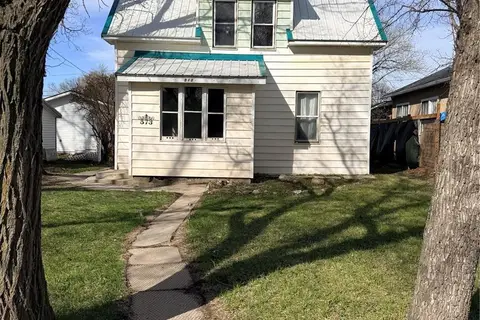 573 Centre STREET
