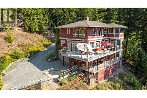 7666 Lichen Road