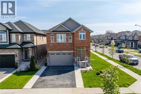 3 NARBONNE Crescent