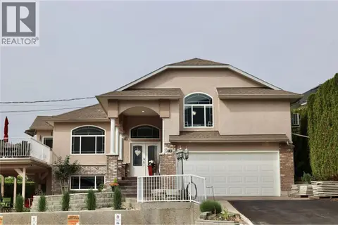 18 Magnolia Place