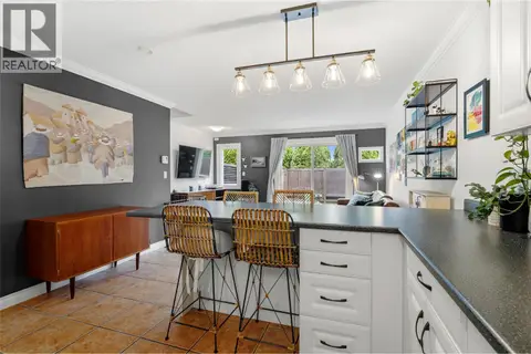 3135 Walnut Street Unit# 2
