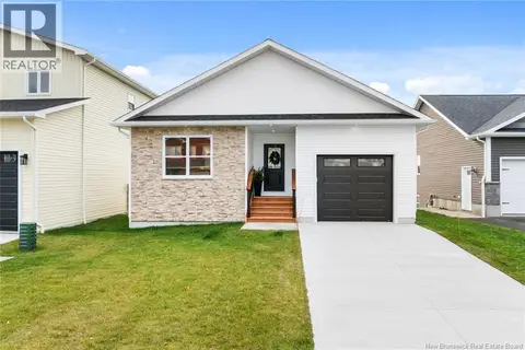 12 Briar Brook Place