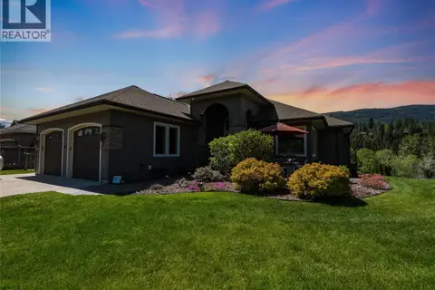 943 Riverview Place