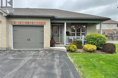 409 QUEEN Street S Unit# 4