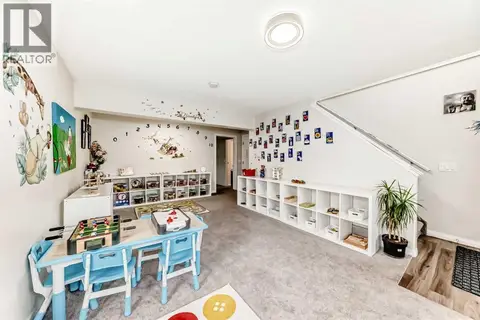 123 Millbank Road SW