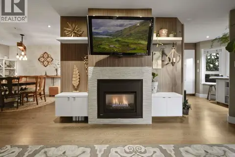 202 2250 SE MARINE DRIVE