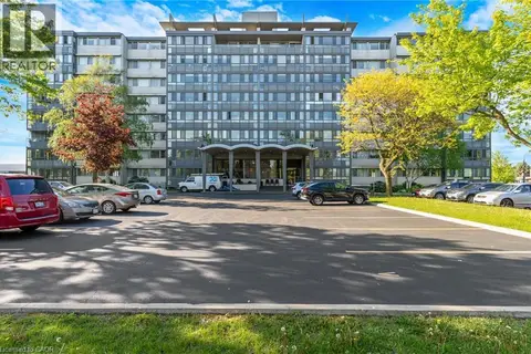 24 MIDLAND Drive Unit# 306