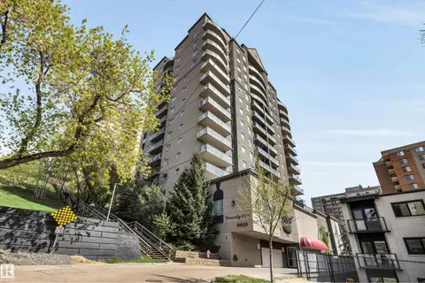 #902 9819 104 ST NW