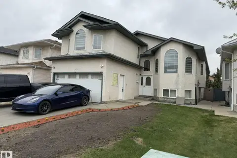 3139 34B AV NW