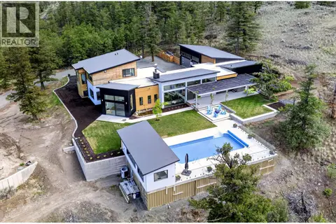 879 Deer Drive
