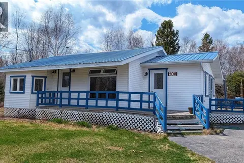 208 Bd des Acadiens
