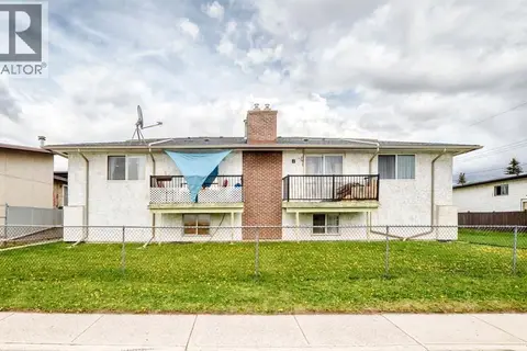 1-6, 8 Huntley Close NE