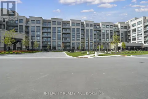 215 - 2075 KING ROAD