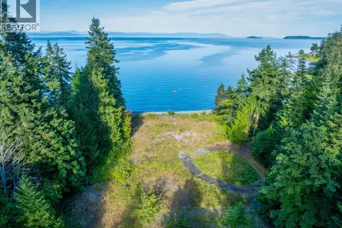 4218 Island Hwy S