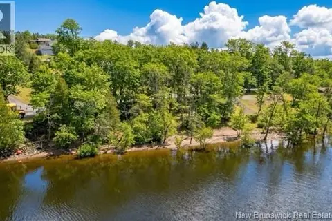 487 Gondola Point Road