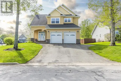 95 Macdonald Park Road S