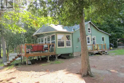 8992 Highway 129