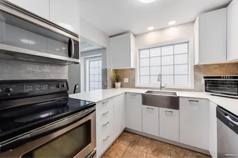 1 9437 HAZEL STREET, Chilliwack Proper East
