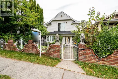 333 E 28TH AVENUE