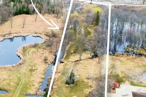 670 LAKESHORE DRIVE