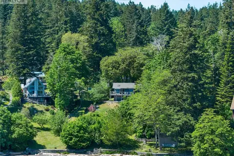 775 Endersby Rd