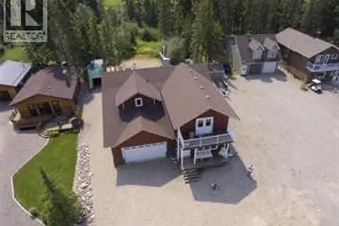 20 Nipew PLACE