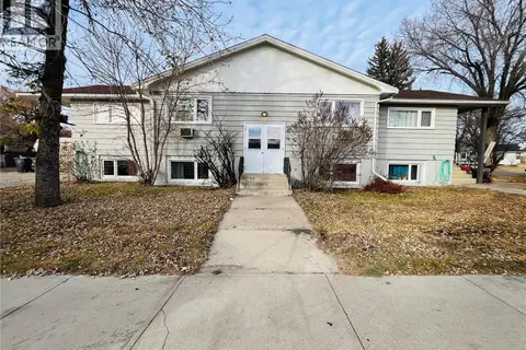 335 Chaplin STREET W