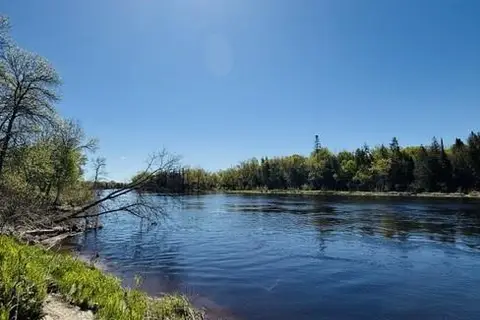 760 River Rd