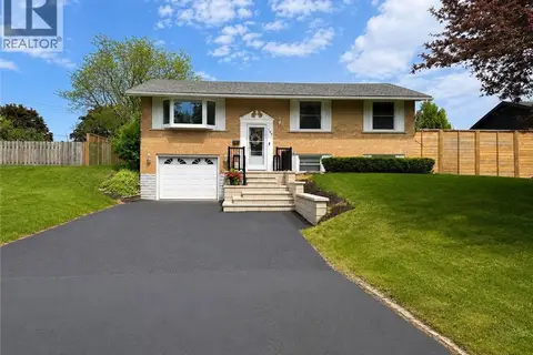 107 ROSSLINN Road