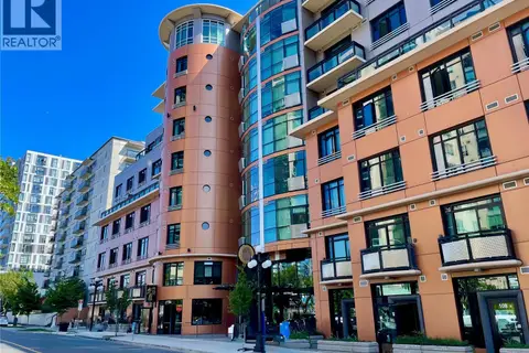 107 1029 View St