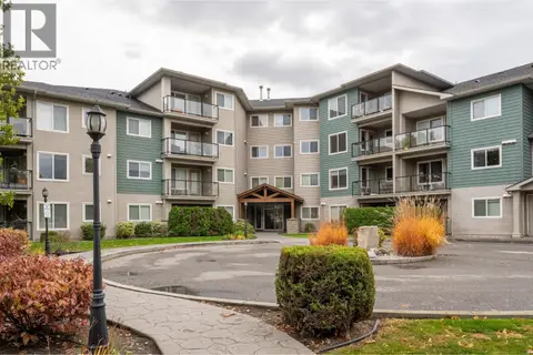 135 Ziprick Road Unit# 306