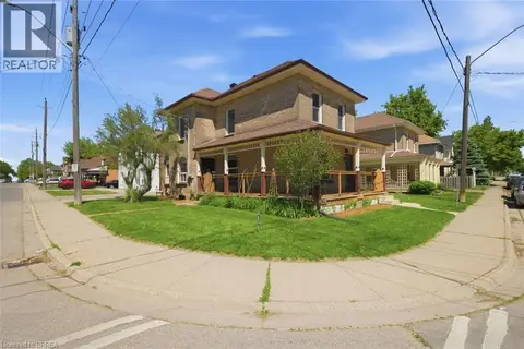 76 BROCK Street