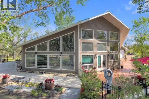 311037A Range Road 222