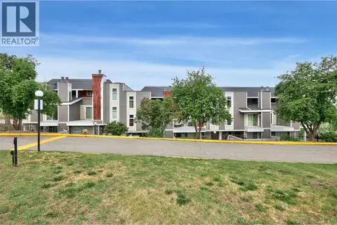 1435 Summit Drive Unit# 23