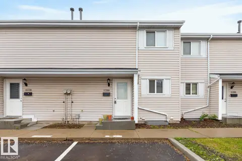 11368 139 AV NW