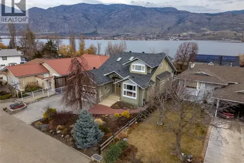 4005 Lobelia Drive