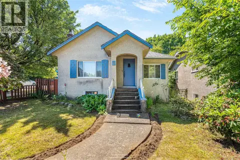 6 W KING EDWARD AVENUE