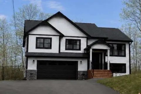 35 Hummingbird Lane